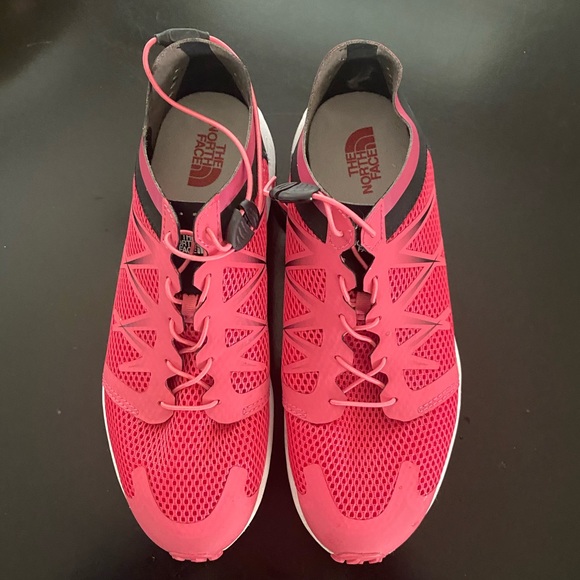 the north face women's tennis shoes